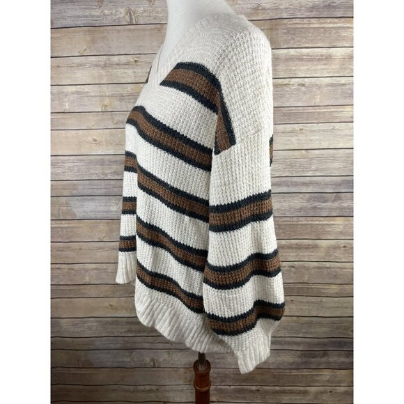 American Eagle XS Oversized Pullover Sweater Lightweight Striped V Neck Soft - Picture 4 of 9